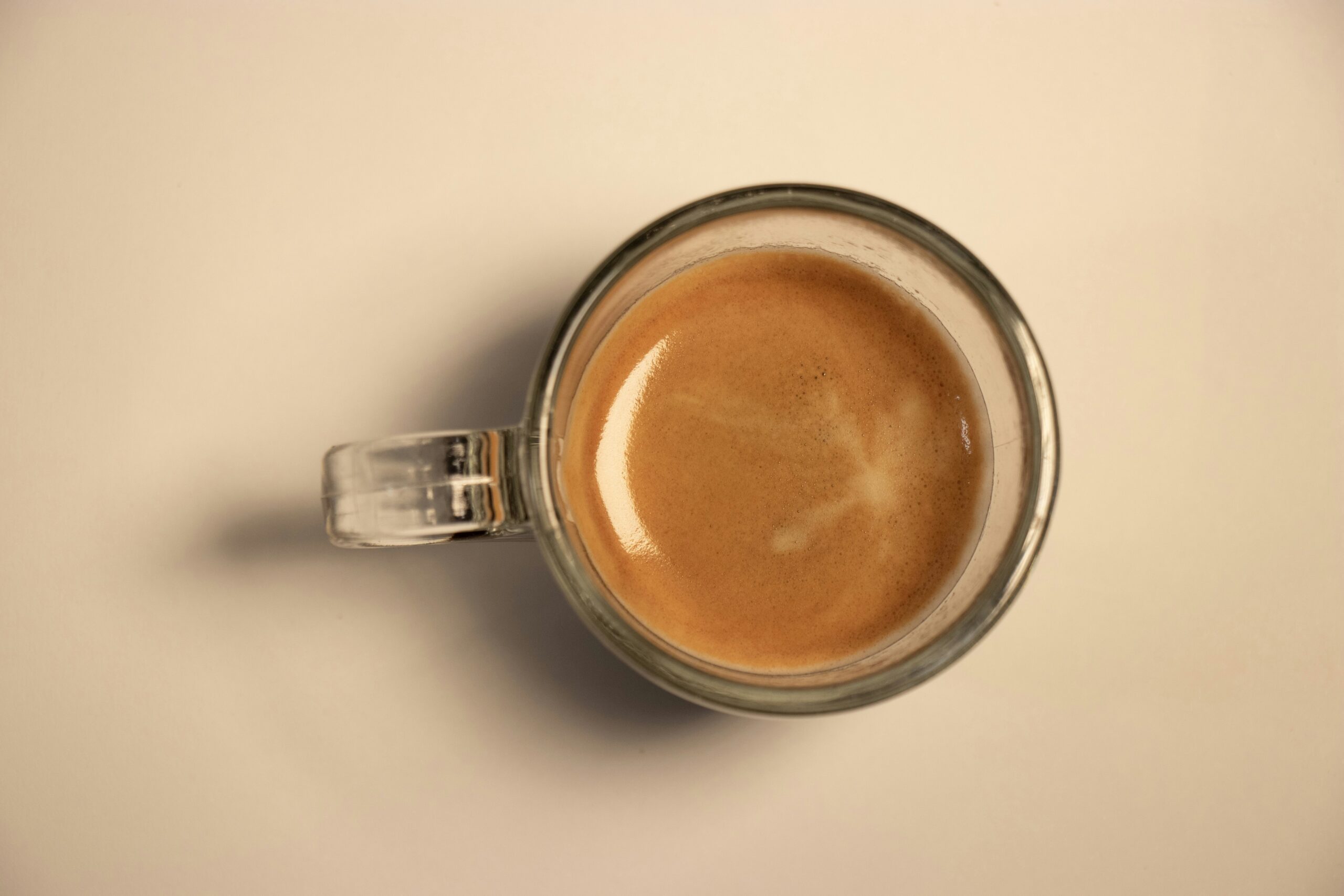 Benefícios do Café Descafeinado: Saúde e Sabor sem a Cafeína