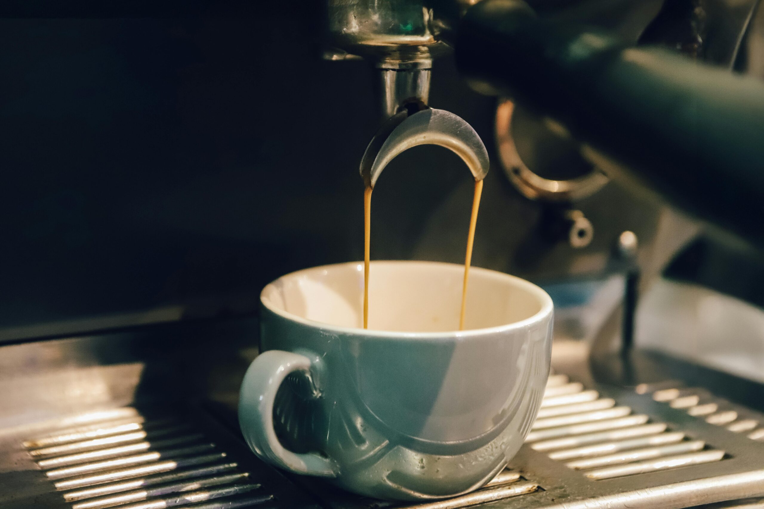 Como Usar Máquina de Café Expresso Profissional: Guia Completo
